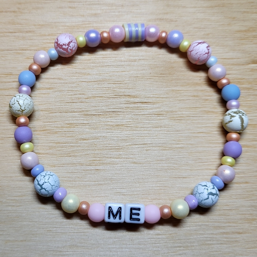 ME! -Taylor Swift Friendship Bracelet, Size 8.25"